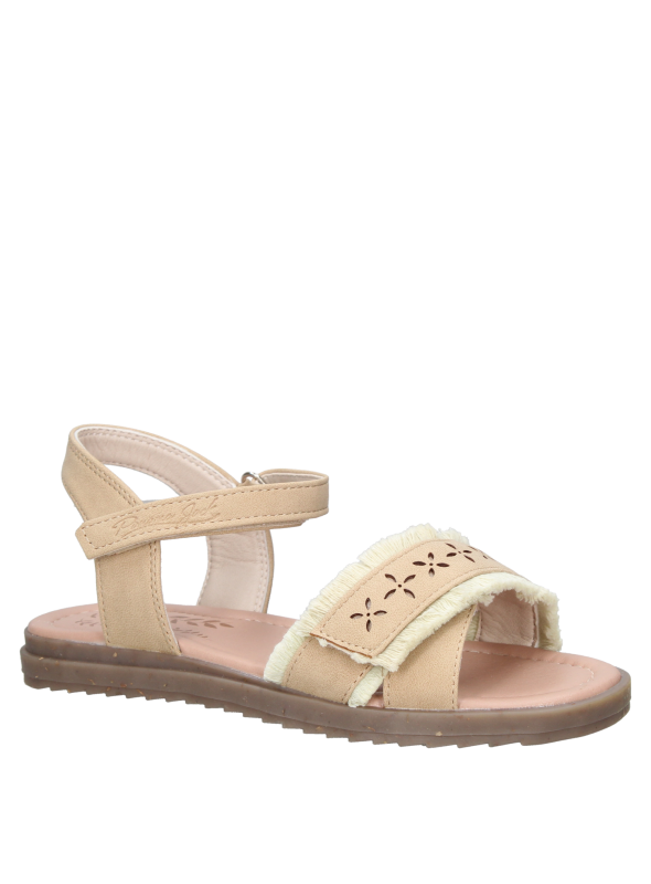 Calzado infantil beige, sandalia sintética con detalles bohemios para ocasiones informales.