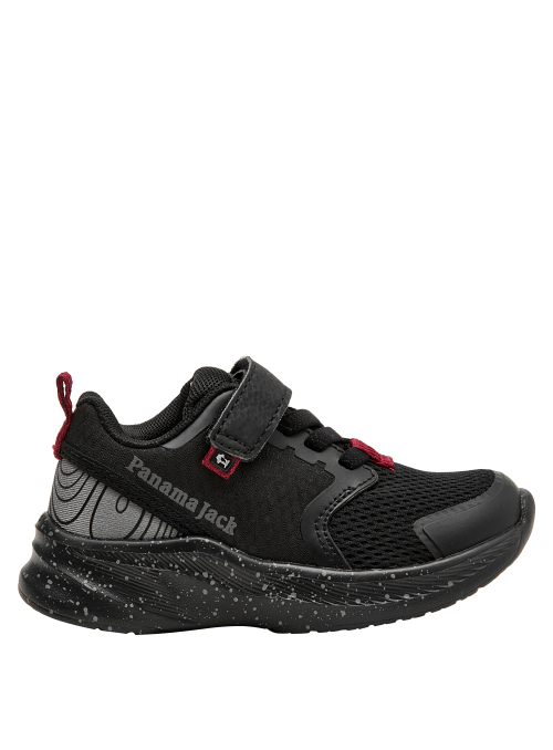 calzado negro con detalles rojos, cierre seguro de velcro, perfecto para niños activos.