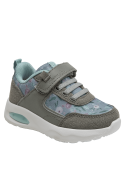 zapatilla casual ideal para actividades diarias, combinable con jeans o leggins en tonos neutros o pasteles