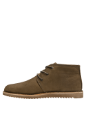 Botín masculino taupe de cuero marrón, estilo clásico y atemporal.