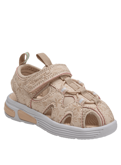 Sandalia de niña en material sintético beige, elegante y minimalista con diseño floral.