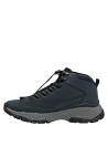 Botín textil azul oscuro, estilo athleisure, con logo lateral y cordones resistentes para ajuste seguro.