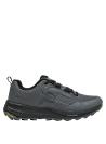 zapatilla textil gris de hombre con detalles negros, perfecta para uso casual y moda athleisure