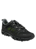 zapatilla textil negra y verde con diseño moderno, ideal para combinar con ropa casual