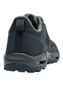 Zapatilla azul de trail running para hombre con malla transpirable y detalles verdes.