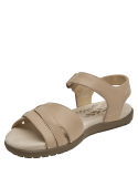 Sandalia beige de cuero con forro de microfibra, ideal para climas cálidos y looks casuales.