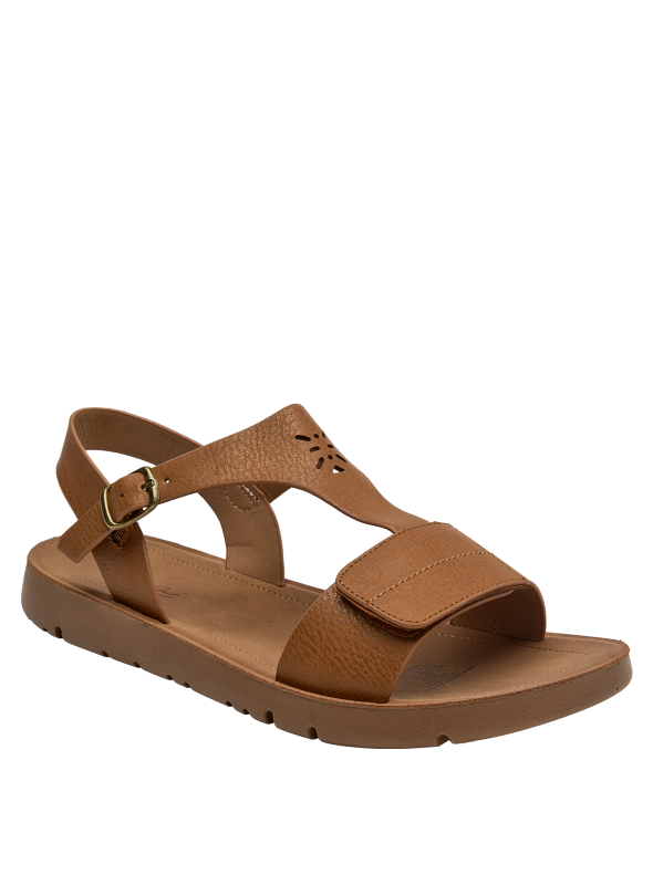 Sandalia camel para niña, perfecta para combinar con shorts o vestidos.