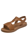 Sandalia camel para niña con diseño de punta abierta y taco plano de 2 cm.