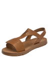 Calzado casual para niña en color camel, ideal para combinar con ropa veraniega.
