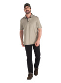 Polera verde hombre de modal y poliéster, diseño versátil y cómodo.