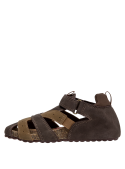 Calzado infantil taupe, estilo casual, versátil para múltiples combinaciones de temporada.