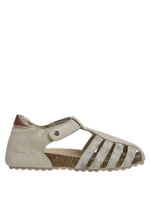 Zapato infantil blanco estilo casual, perfecto para paseos y uso diario.