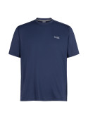Polera training azul para hombre, sin adornos, costuras prolijas, versátil para diversas combinaciones.