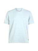 Polera casual celeste para hombre, sensación cómoda y fresca, perfecta para climas templados.
