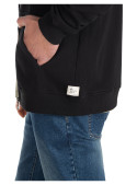 Polerón casual negro masculino, tejido suave y fácil de cuidar.