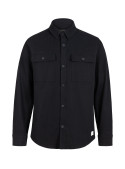 Vista de la chaqueta negra casual masculina, resaltando su diseño versátil.