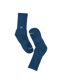 Calcetines casuales unisex azul ideales para combinar con zapatillas urbanas y jeans.
