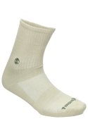 Calcetines verdes unisex ideales con zapatillas urbanas y joggers.
