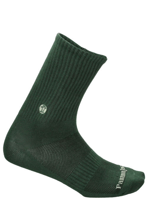 Calcetines unisex en verde, con perfil discreto, adecuados para combinar con zapatillas o botas.