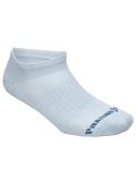 Calcetines celestes versátiles unisex, perfectos con zapatillas blancas y shorts.
