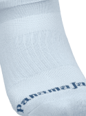 Prenda esencial celeste unisex, cómoda y elástica, ideal para looks casuales.