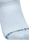 Prenda esencial celeste unisex, cómoda y elástica, ideal para looks casuales.