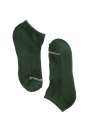 Versatilidad de los calcetines verdes unisex, aptos para jeans, shorts o joggers.