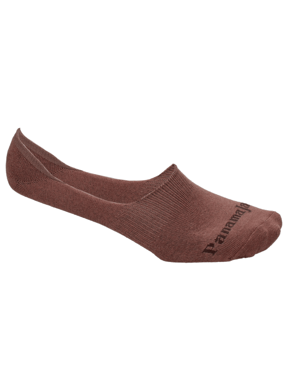 Calcetines café unisex con mezcla de poliamida, perfectos para atuendos casuales.