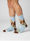 Calcetines unisex celestes de diseño liso, confeccionados en algodón para uso diario.