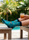 Calcetines celestes unisex de lana Merino con tejido suave y adaptable.
