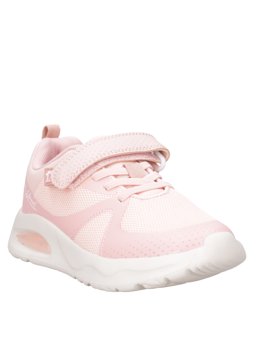 Calzado urbano rosado para niña, estilo casual, ideal para usar con shorts y parka delgada en días frescos.