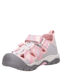 Sandalia urbana gris para niña, estilo casual, ideal para actividades al aire libre.