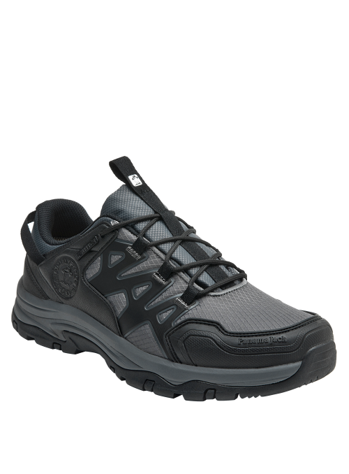 Zapatilla de trekking gris unisex, confeccionada con material sintético resistente al agua.