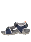 Calzado outdoor azul para niño, sandalia con forro textil suave, ideal para mantener comodidad en actividades recreativas.