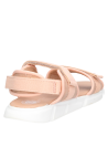 Calzado textil rosado para niña, estilo casual, perfecto para días cálidos.