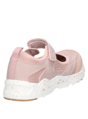 Calzado casual rosado para niña, confeccionado en textil, perfecto para el uso diario y aventuras.