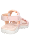 Calzado plano rosado para niña, con diseño abierto, recomendado para actividades veraniegas.
