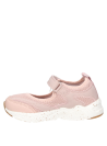 Calzado casual para niña en color rosado, suela sintética para un paso ágil y cómodo.