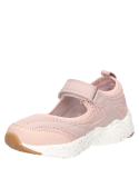 Zapatilla urbana rosada para niña, estilo casual, ideal para actividades diarias.