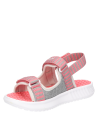 Sandalia casual rosada para niña, ideal para paseos y escapadas de fin de semana.