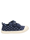 Zapatilla urbana azul para niña, estilo casual, ideal para paseos y recreos.