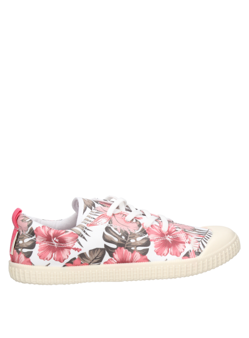 Zapatilla urbana blanca para niña, estilo casual, ideal para juegos y paseos.