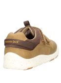 Zapato urbano niño color camel estilo casual para actividades diarias con suela plana.