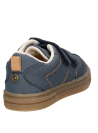 Calzado infantil azul, estilo urbano, recomendado para combinar con jeans y poleras.