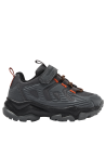 Zapatilla para niño en color gris, con punta redonda y suela plana para mayor comodidad.