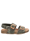 Sandalia infantil verde casual para niño, ideal para actividades al aire libre.