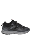 Zapatilla urbana negra para niño, estilo casual, ideal para actividades diarias.