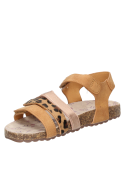 Sandalia urbana camel para niña, suela plana de 2 cm, perfecta para el movimiento diario.
