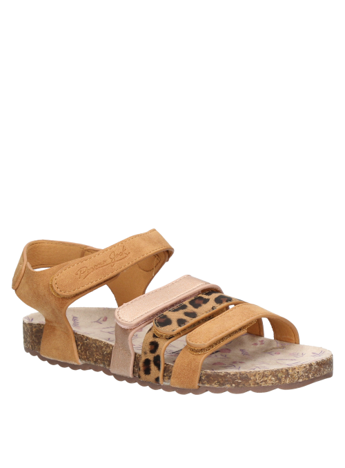 Sandalia liviana camel para niña, material sintético, ideal para combinar con shorts y vestidos.