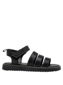 Calzado casual negro para niña, suela plana y flexible, comodidad asegurada.